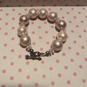 Pearl bracelet